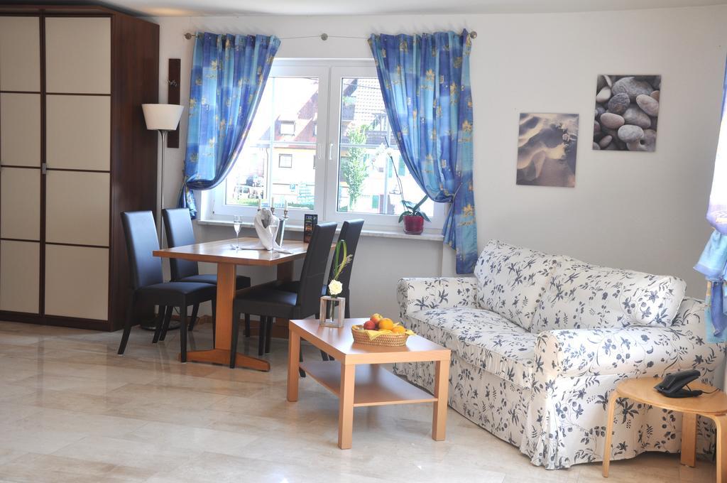 Hotel Muehleinsel Kenzingen Room photo